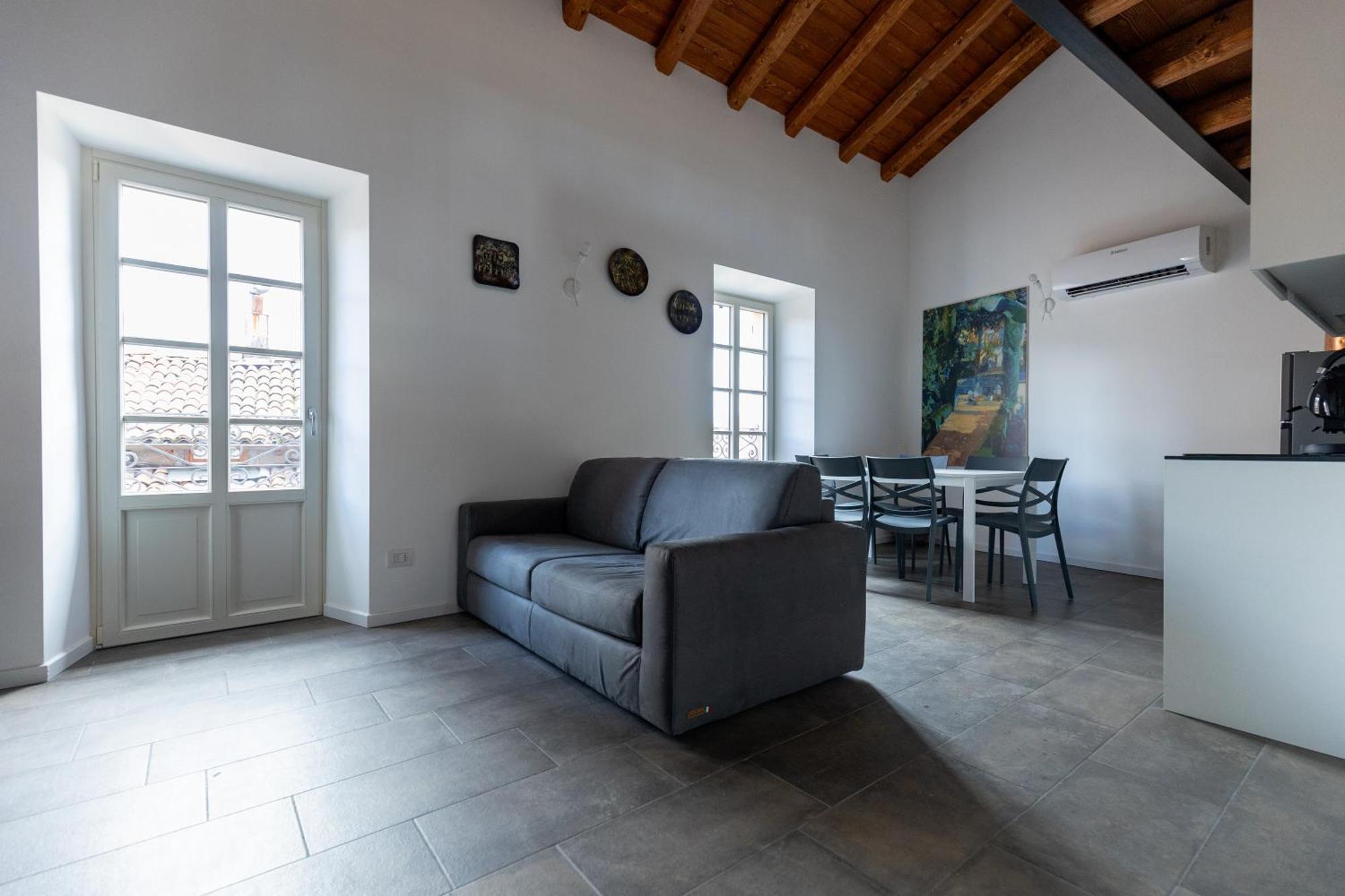 Piazza Del Lago Suites Menaggio Exterior photo